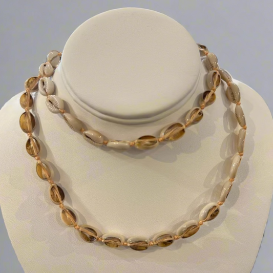 LONG SHELL NECKLACE
