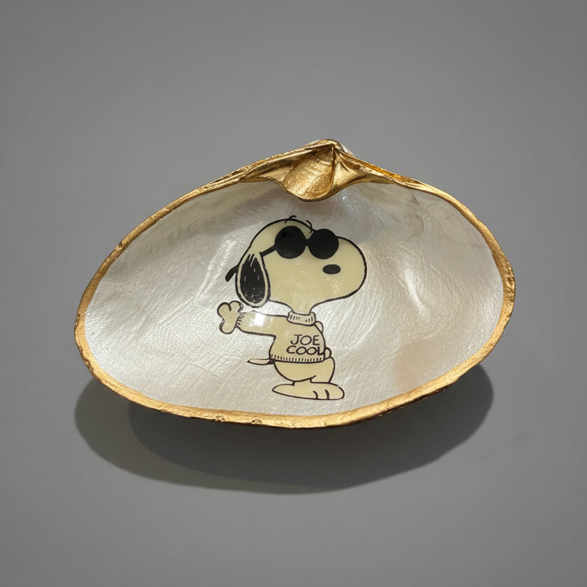 SHELL JEWELRY HOLDERS