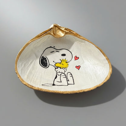SHELL JEWELRY HOLDERS