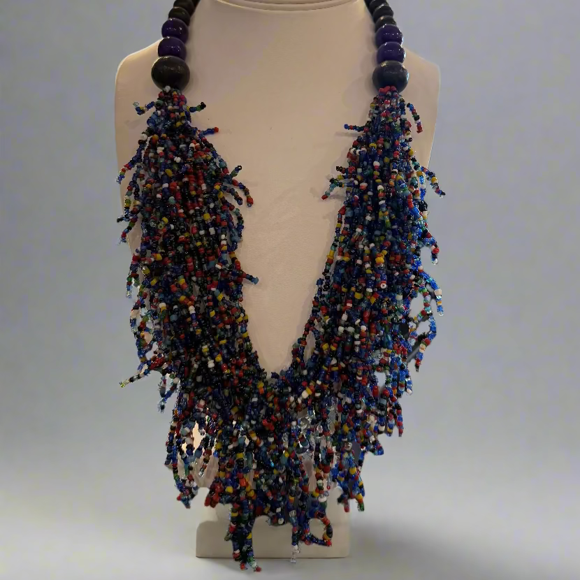FRINGY BEADED NECKLACE