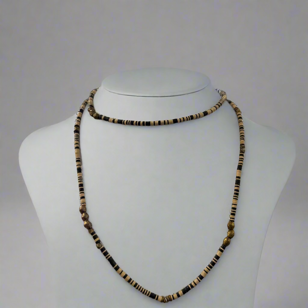 HAVANA BLACK & WHITE NECKLACE