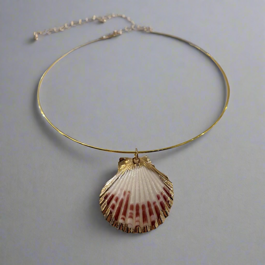 GOLD CHOKER W DIPPED SHELL