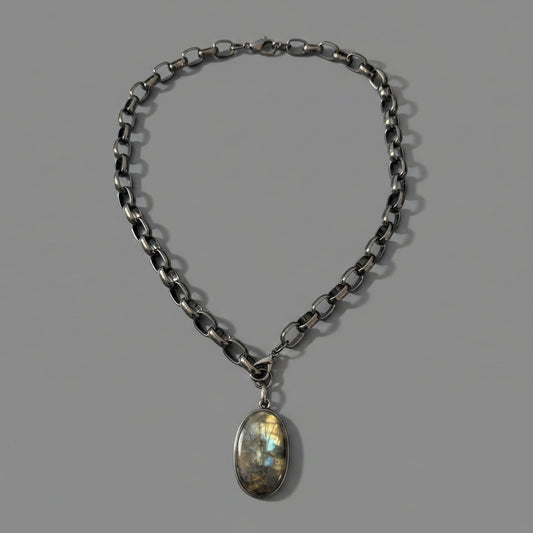 LABRADORITE NECKLACE