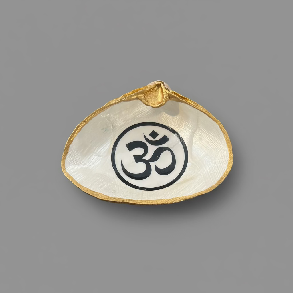 OYSTER SHELL JEWELRY HOLDERS