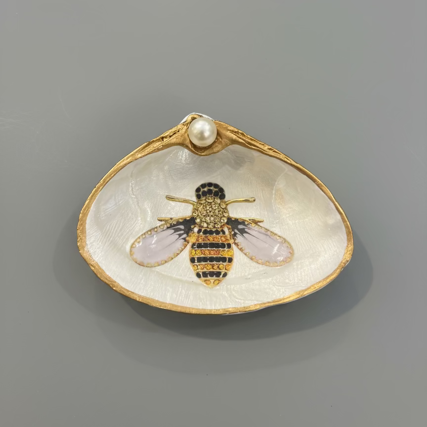 OYSTER SHELL JEWELRY HOLDERS