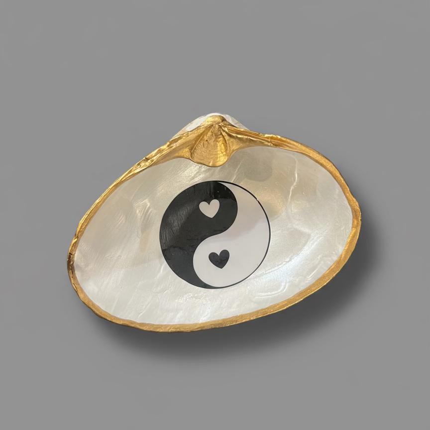 OYSTER SHELL JEWELRY HOLDERS