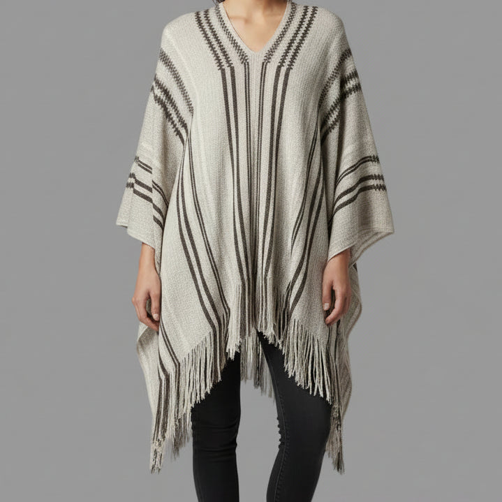 KNIT BLK & WHT PONCHO