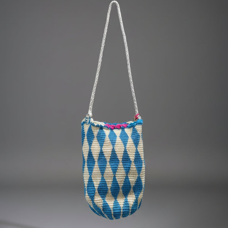 EN SHALLA TAGGIA TOTE BAG