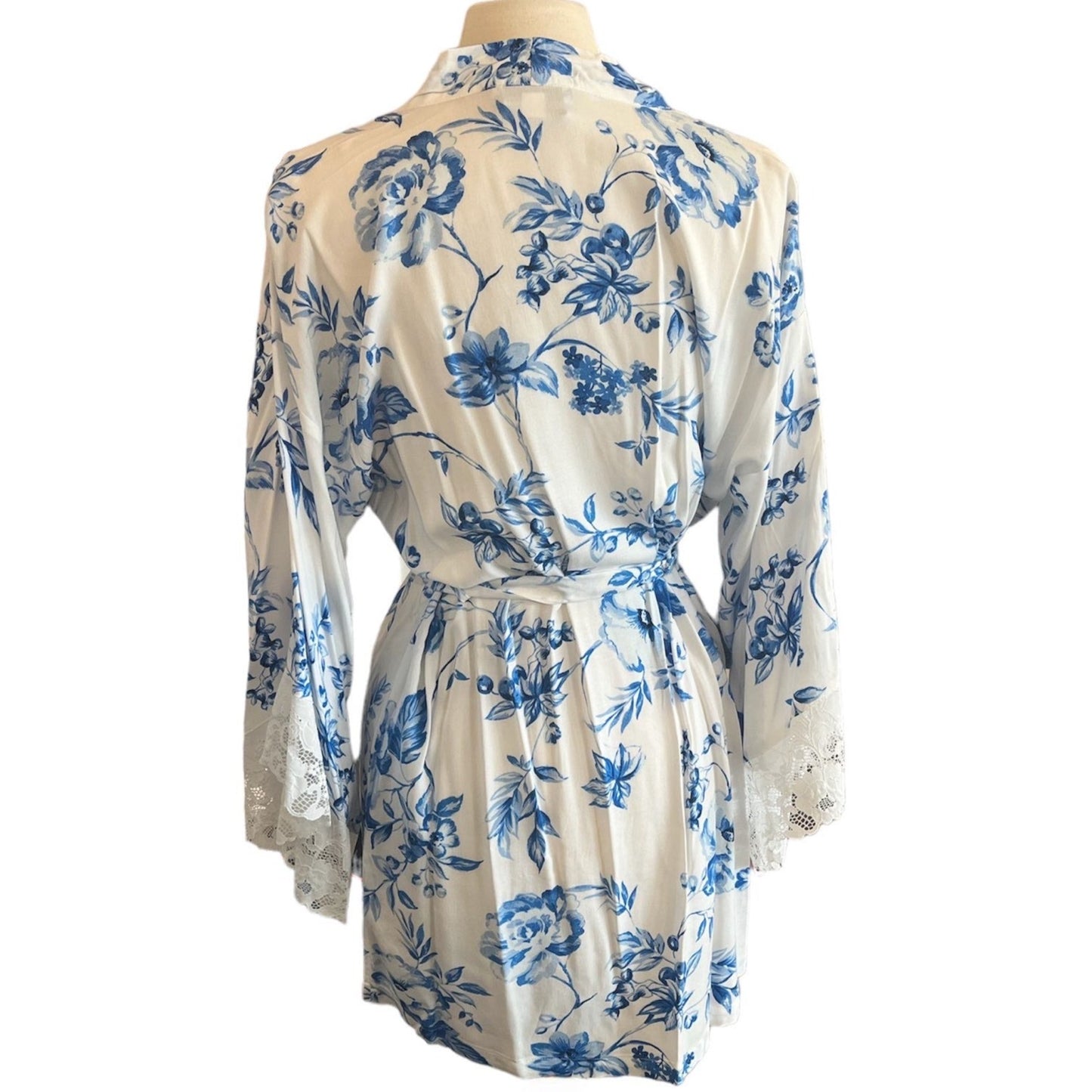 BLUE FLOWERS ROBE