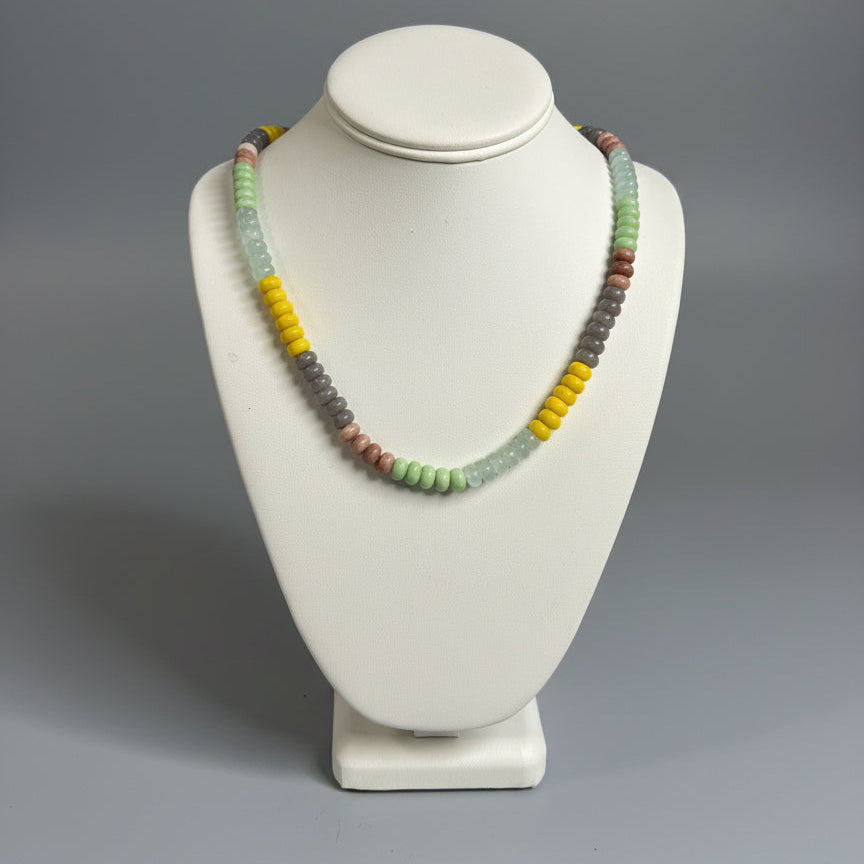 MULTICOLOR BEADS NECKLACE