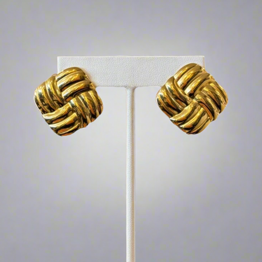 GOLD SQUARE EARRINGS