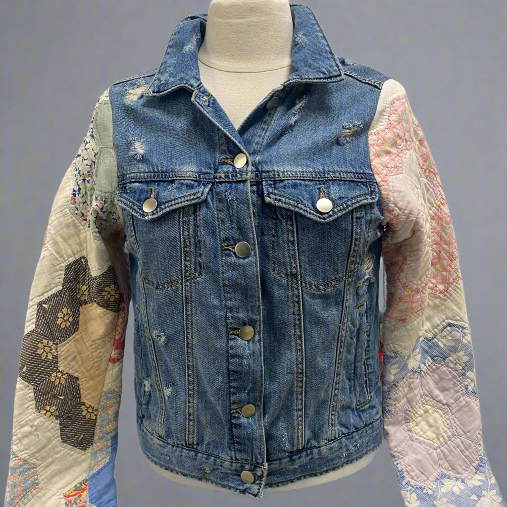 BLUE DENIM JACKET WITH QUILTED SLEEVES