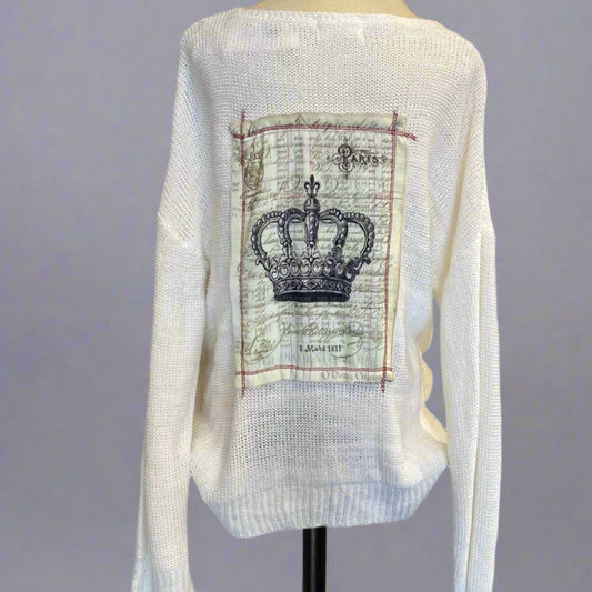 WHITE SWEATER W/ BACK PATCH