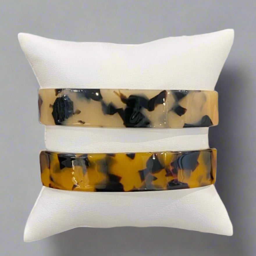 TORTOISE SHELL BRACELET