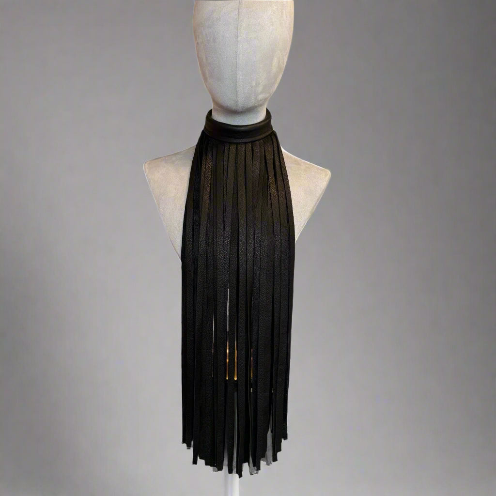 LEATHER NECKLACE