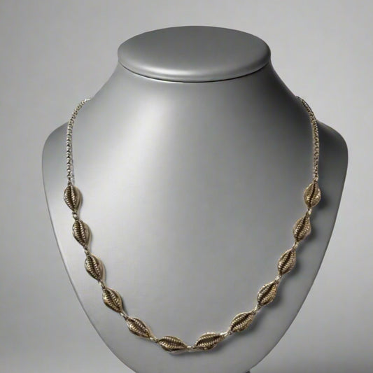 GOLD PLATED SHELL NECKLACE
