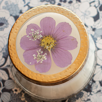 COASTAL VANILLA PRESSED FLORAL CANDLE MEDIUM