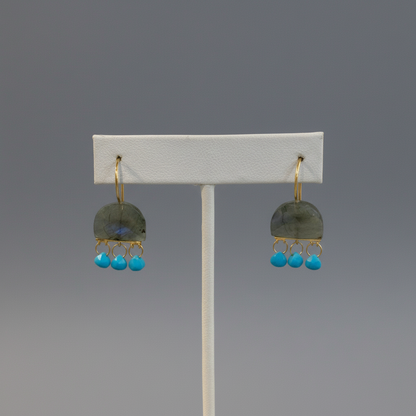 DANGLING STONE EARRINGS