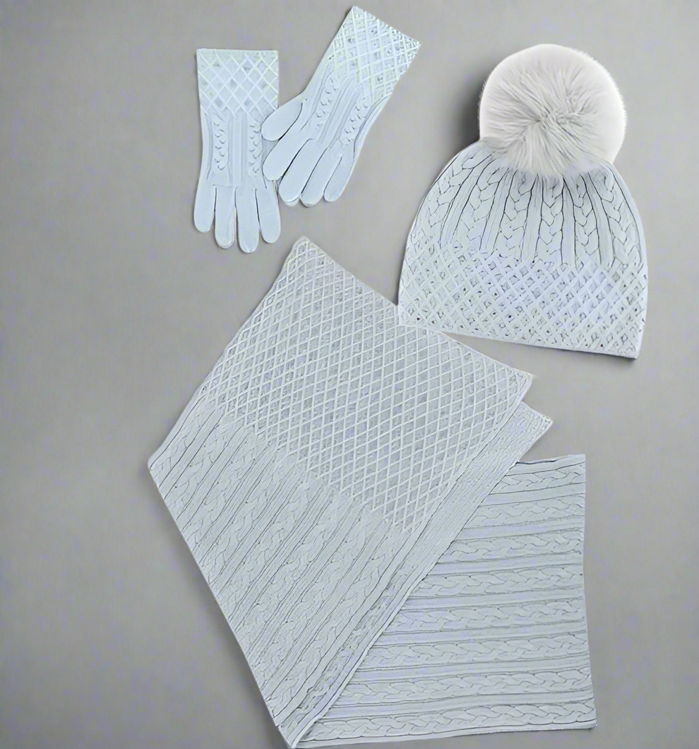 CABLE KNIT SPARKLE HAT W/ CRYSTALS