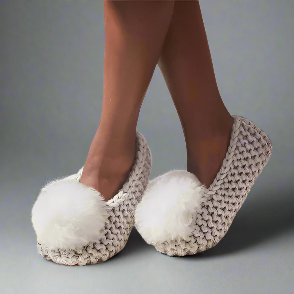 BALLERINA ALPACA SLIPPER W/ POM