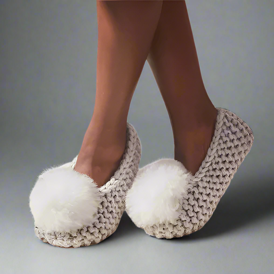 BALLERINA ALPACA SLIPPER W/ POM