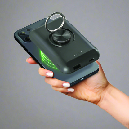 MAGNETIC WIRELESS POWER BANK WITH METAL RING
