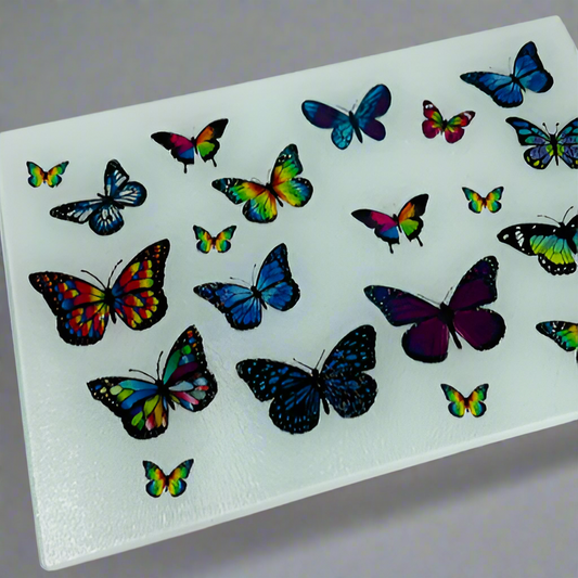 BUTTERFLY CUTTING BOARD