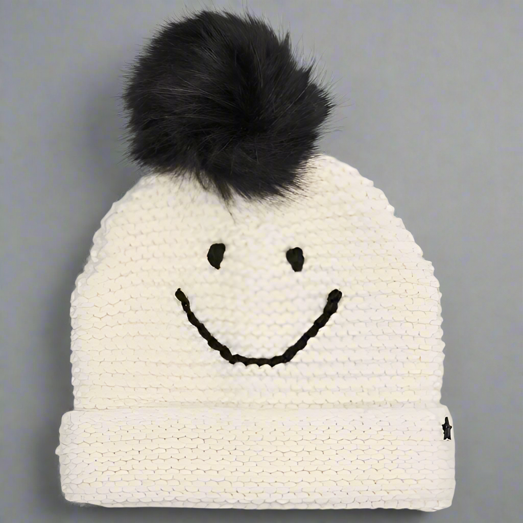 WAFFLE KNIT SMILE HAT