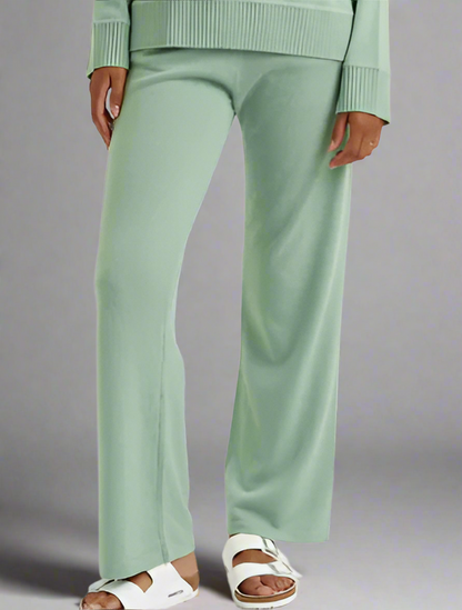 ESSENTIALS WIDE LEG PANT
