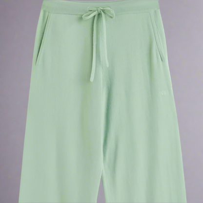 ESSENTIALS WIDE LEG PANT
