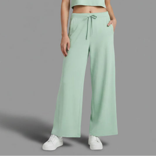 ESSENTIALS WIDE LEG PANT