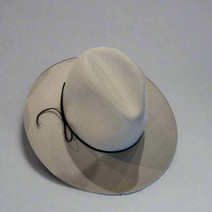 AMELIA- TIE BACK HAT