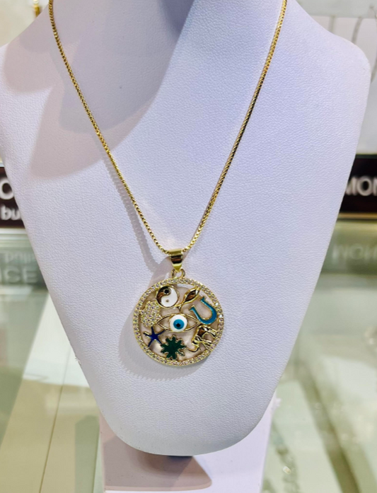 LUCK PENDANT NECKLACE