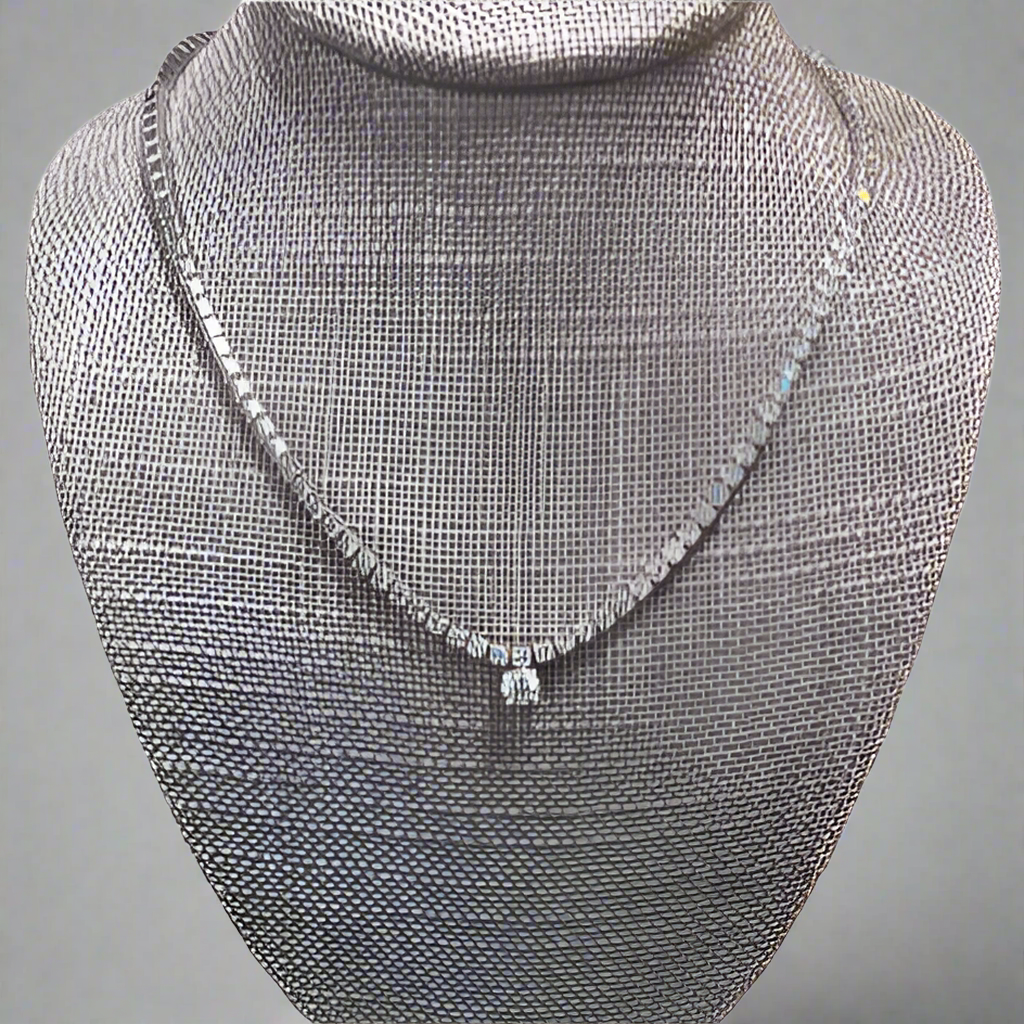 TENNIS NECKLACE WITH PENDANT