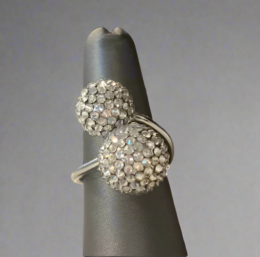 CROSSED PAVA BALLS RING