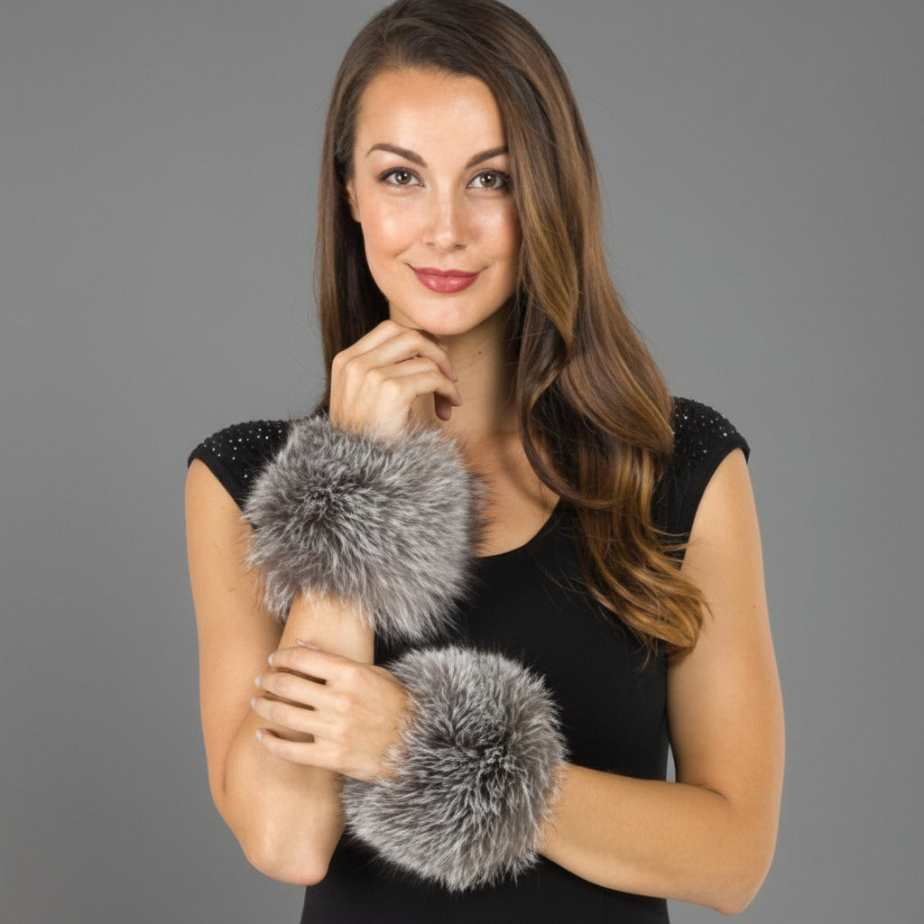 FROST FOX FUR SNAP CUFFS