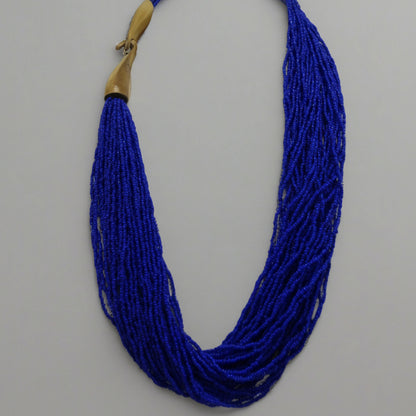 BEADED NECKLACE W LARGE WOOD CLASP