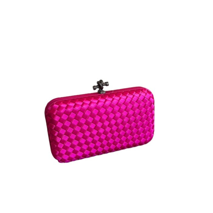 WOVEN PATTERN CLUTCH WITH KNOT LOCK