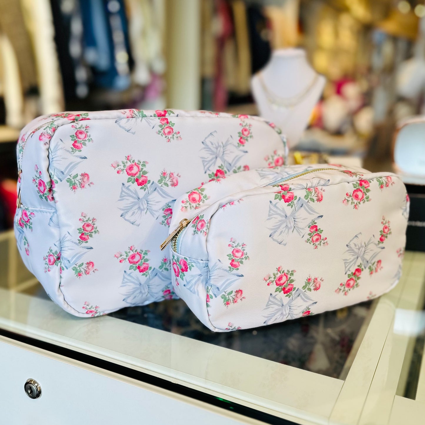 SMALL FLORAL BOW POUCH