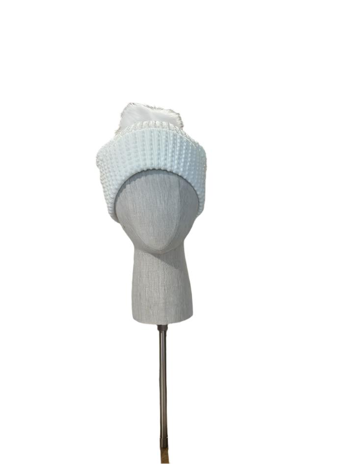 KNIT CRYSTAL BEANIE