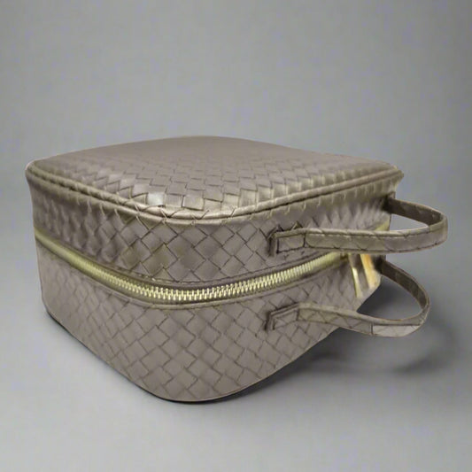 LUXE WOVEN COSMETIC TOILETRY CASE