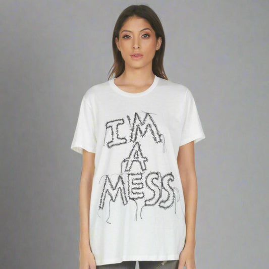 I'M A MESS TEE