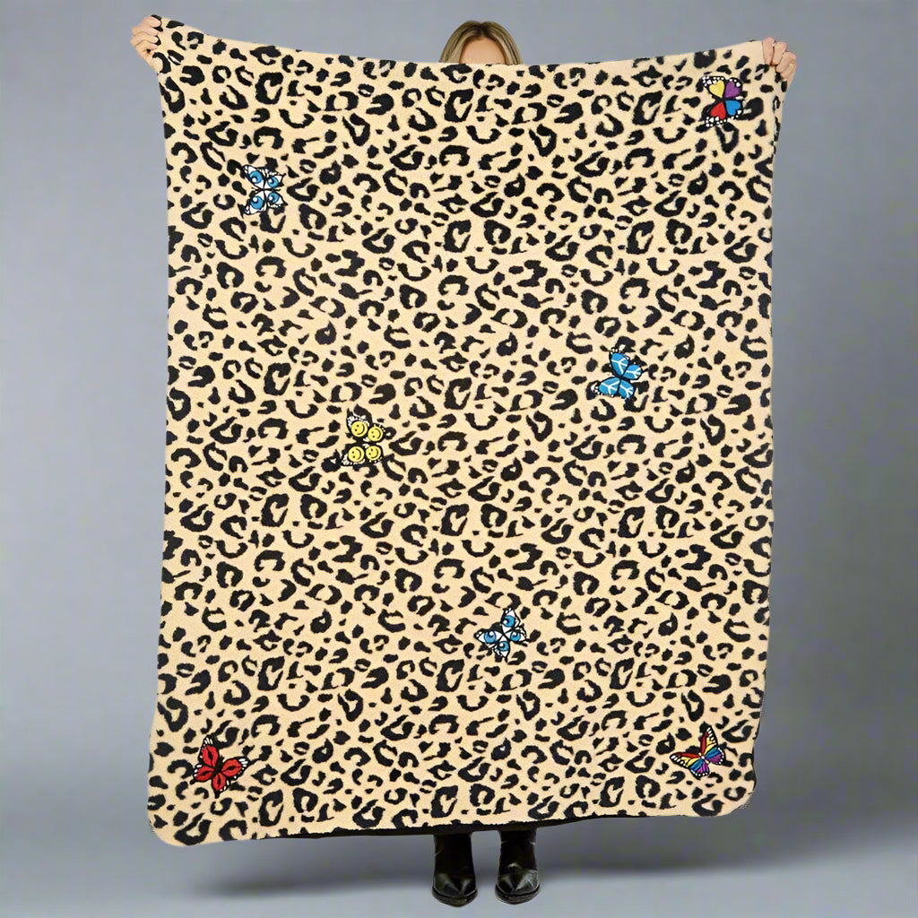 SKYLA BUTTERFLY BLANKET LEOPARD