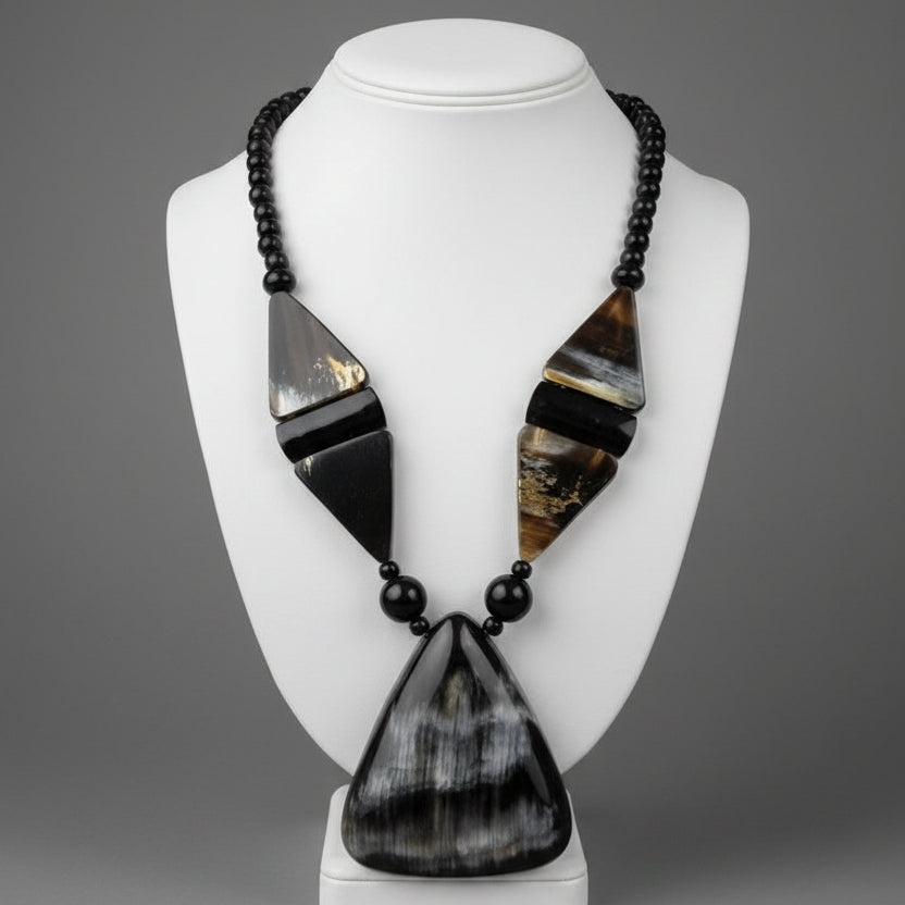 AMBER & HORN NECKLACE