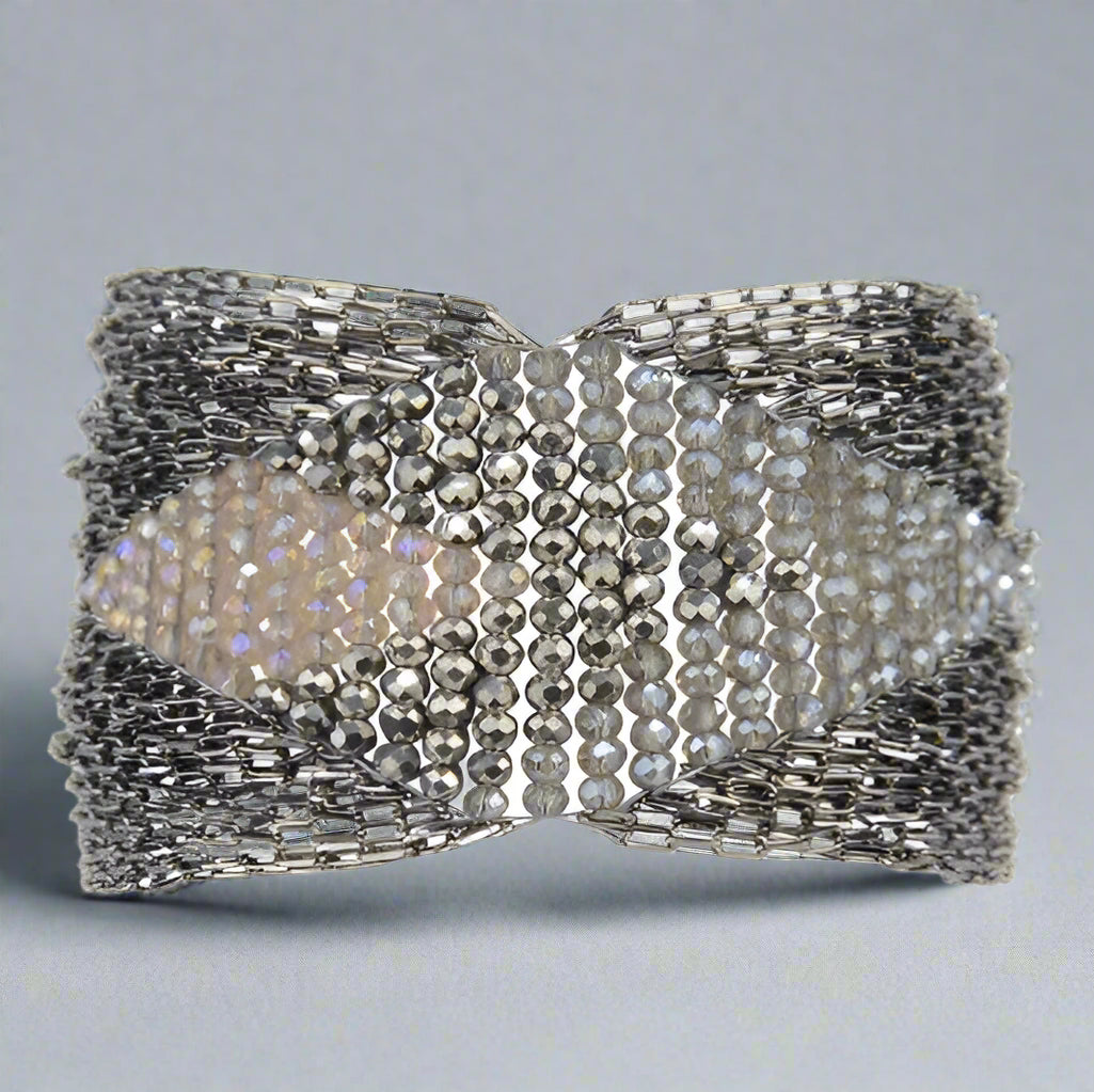 GETTA CHAIN CUFF