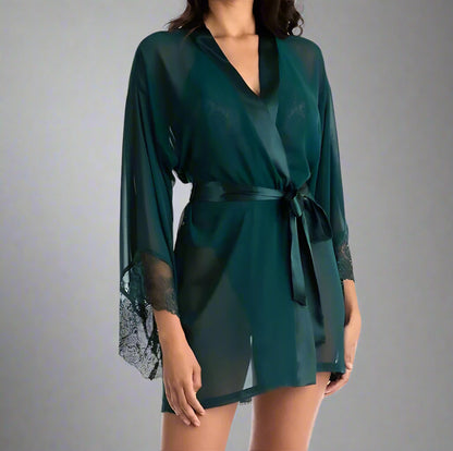 PINE LACE TRIMMED ROBE