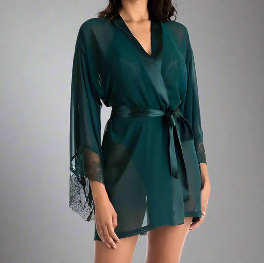 PINE LACE TRIMMED ROBE