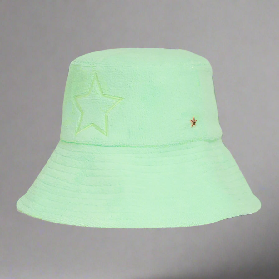 MINT TERRY HAT WITH STAR