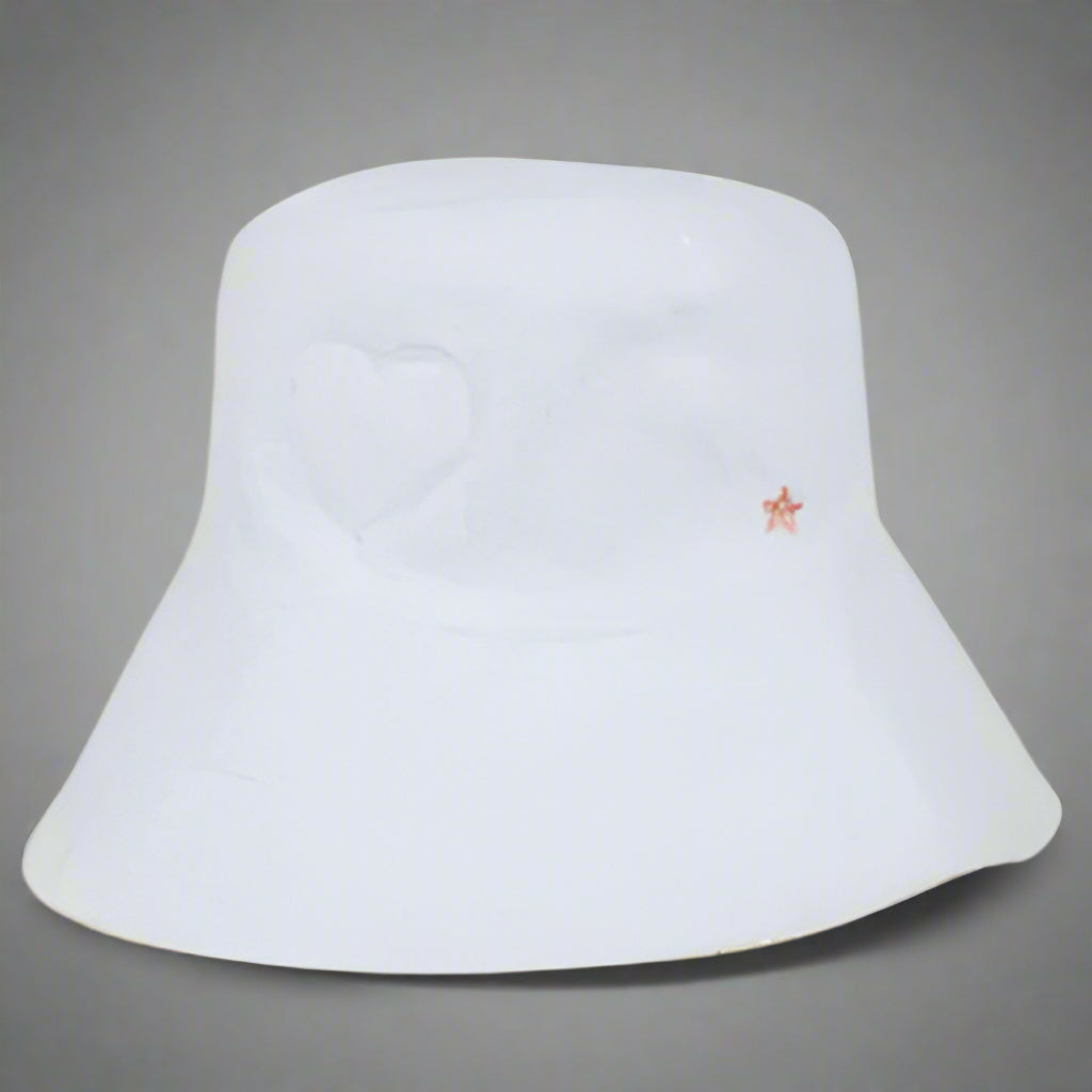 WHITE TERRY HAT W/ HEART