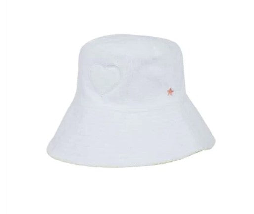 WHITE TERRY HAT W/ HEART